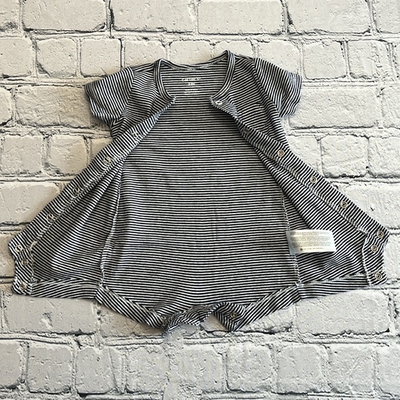 Carter’s summer striped romper (navy& white) baby boy 3m - Picture 3 of 5